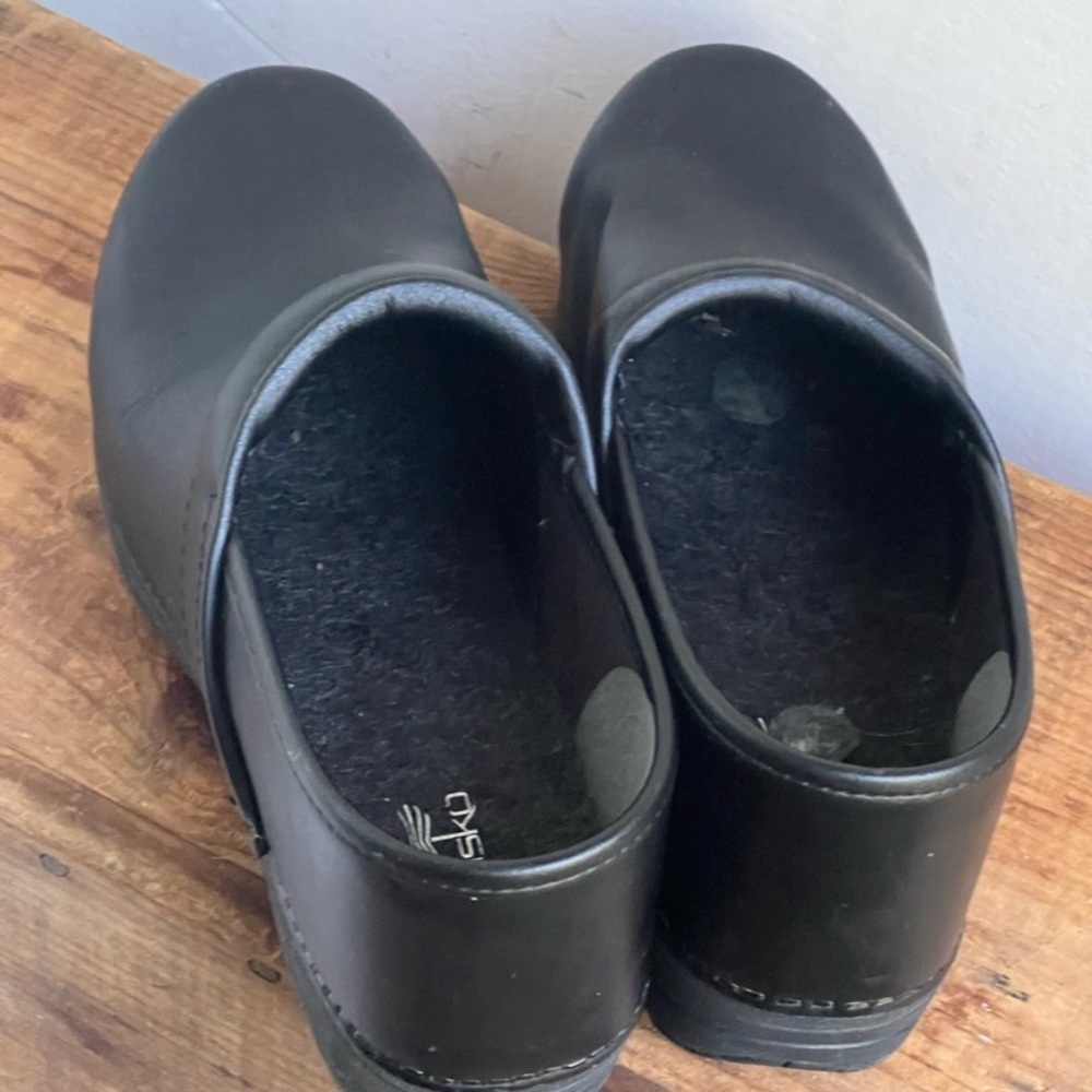 Dansko Xp Professional Clog, Size 40 - image 7
